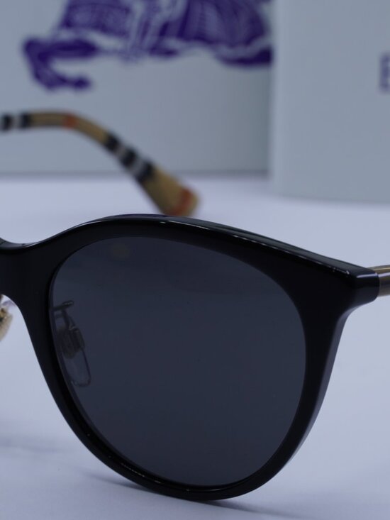 Burberry BE4464D 416187 Cat Eye Sunglasses - Black / Dark Grey main image 5